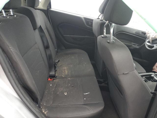 3FADP4EJ2JM101244 Ford FIESTA SE