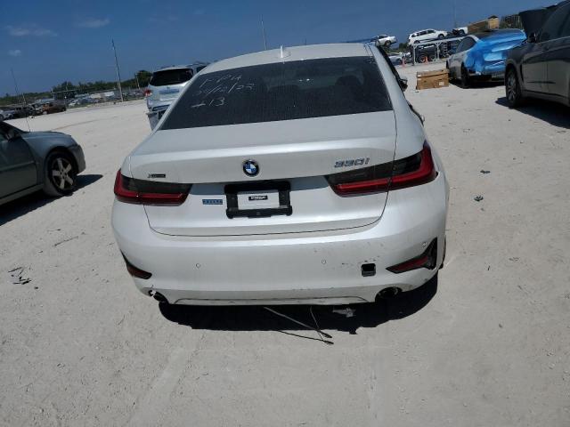 3MW5R7J04N8C40827 BMW 330XI