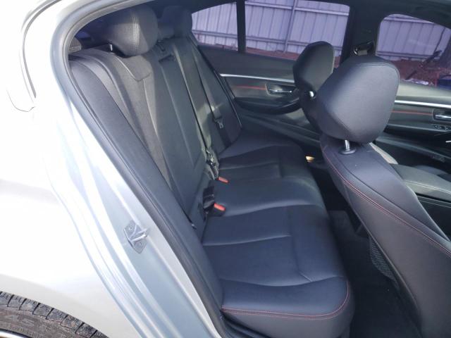 WBA8D9C56JA608424 BMW 330 XI
