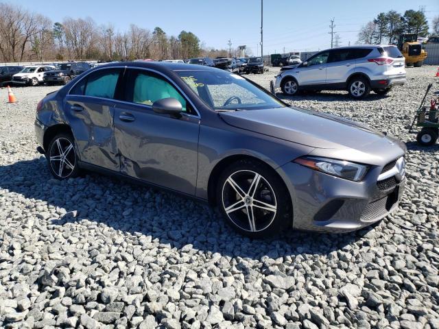 W1K3G4FB4LJ223865 Mercedes-Benz A 220 4matic