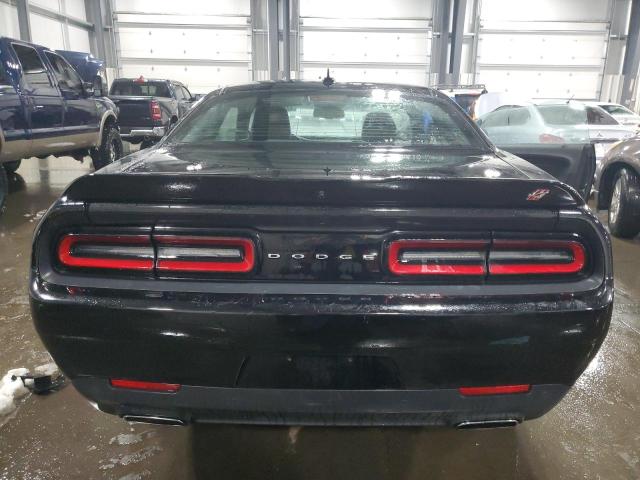 2C3CDZGG3JH120692 Dodge Challenger Gt
