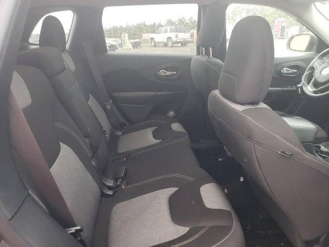 1C4PJLCB4EW144245 Jeep Cherokee Latitude