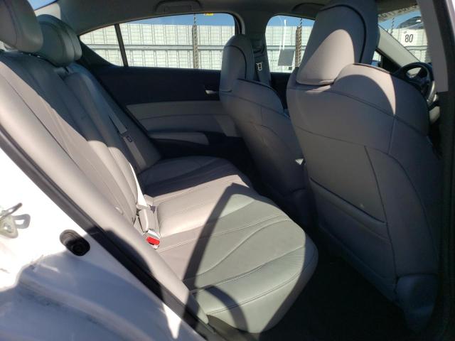 19UDE2F77LA012990 Acura Ilx Premium