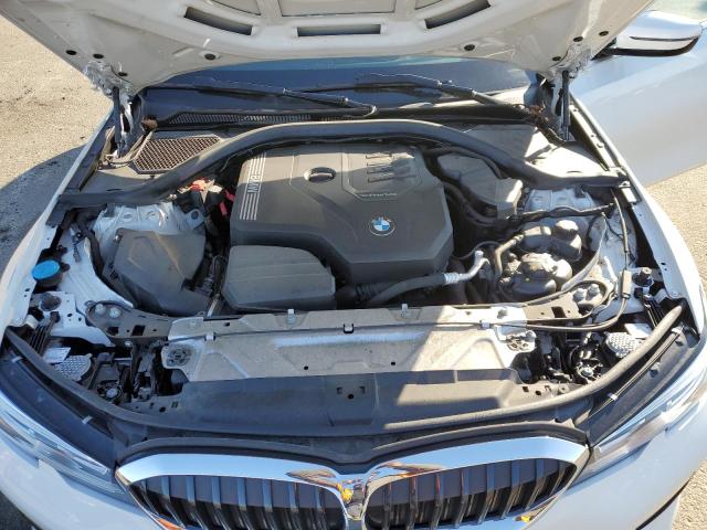 3MW5R7J00M8C11680 BMW 330XI