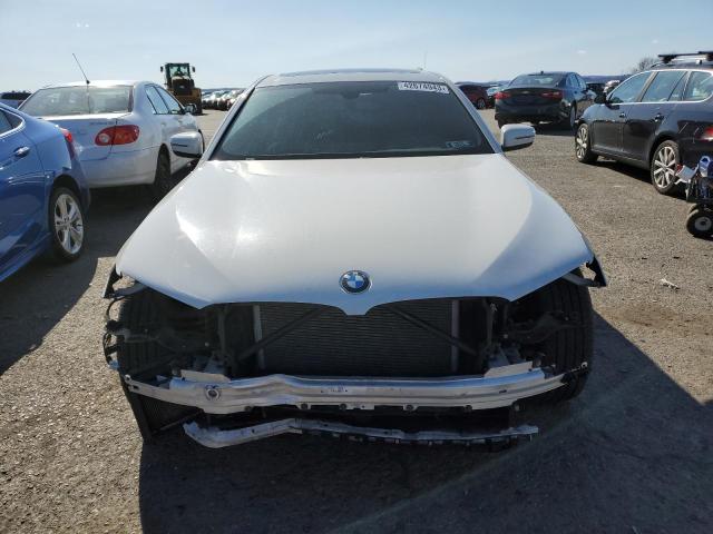 WBAJE7C59JWD49985 BMW 540 XI