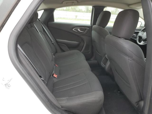 1C3CCCFB2HN510884 Chrysler 200 LX