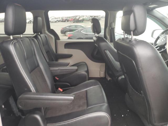 2C4RDGCG4KR557967 Dodge Grand Caravan Sxt