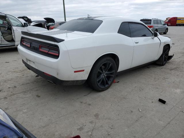 2C3CDZAG0JH332961 Dodge Challenger Sxt