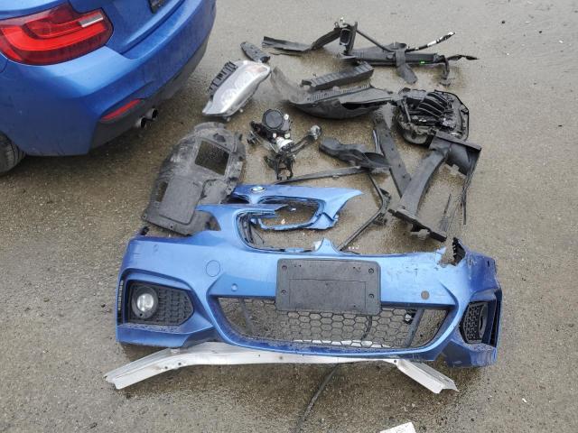 WBA2M9C35HV717738 BMW 230xi