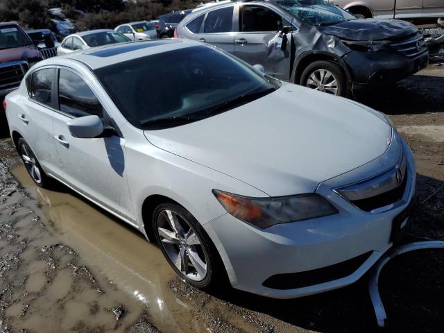 19VDE1F31FE008692 Acura ILX 20