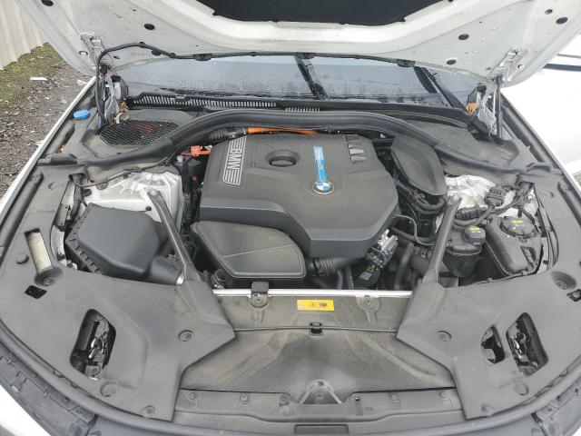 WBAJA9C5XJB033202 BMW 530e