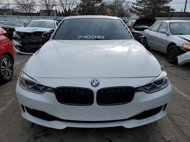 WBA3B9C56FF589786 BMW 335 XI