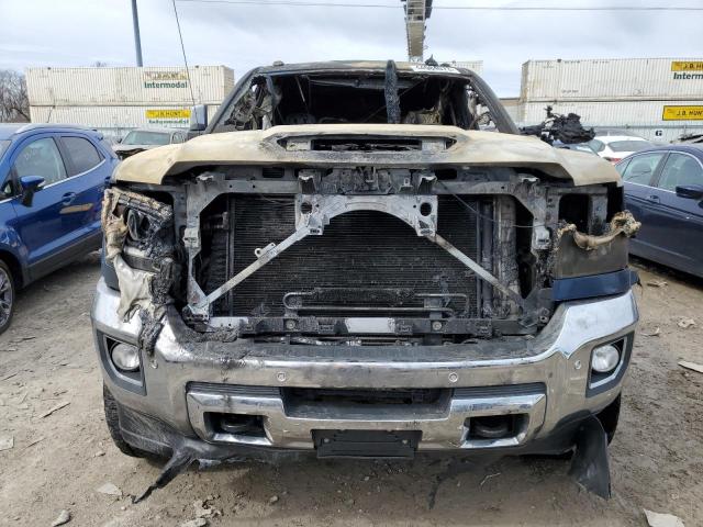 1GT12TEY6HF115757 GMC Sierra K2500 Slt