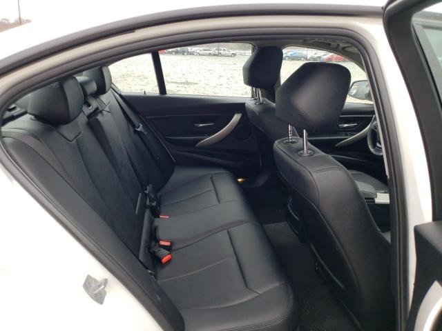 WBA8E5G50HNU41982 BMW 320 XI