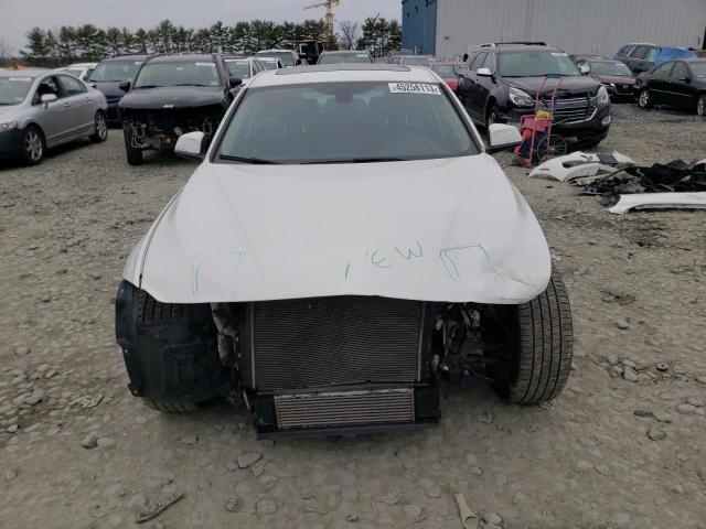 WBA8E5G50HNU41982 BMW 320 XI