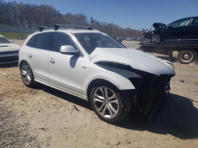 WA1CGAFP5EA085593 Audi Sq5 Premium Plus