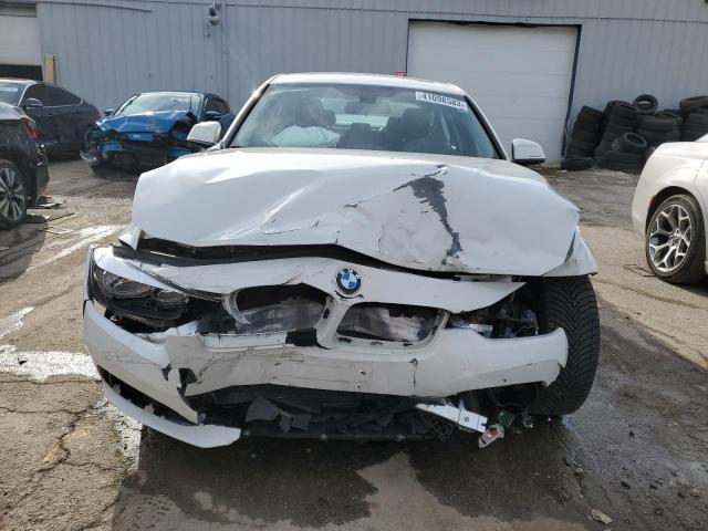 WBA8A3C54HK691734 BMW 320 XI