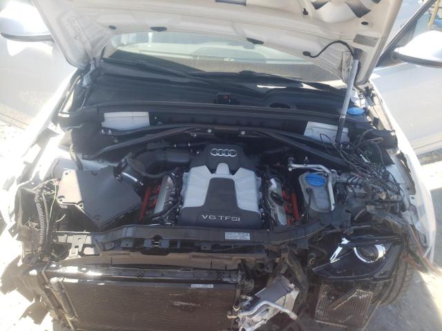 WA1CGAFP5EA085593 Audi Sq5 Premium Plus