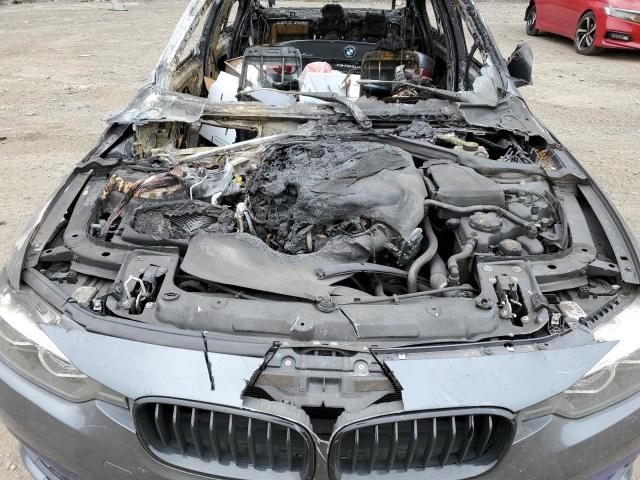 WBA8D9G58JNU69965 BMW 330 XI