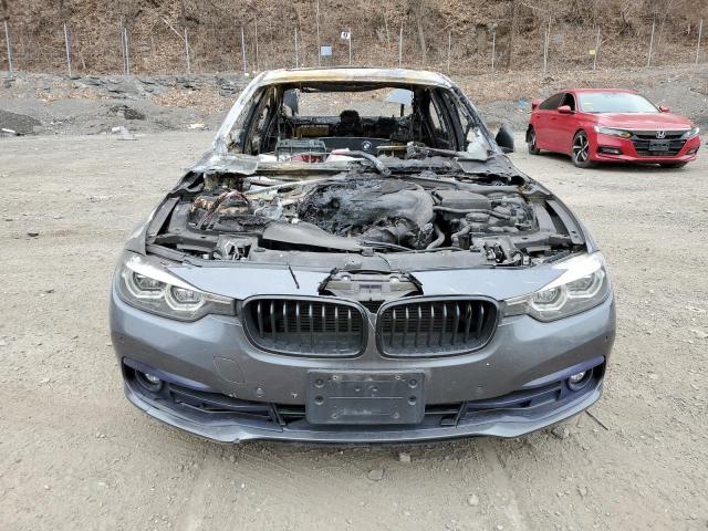 WBA8D9G58JNU69965 BMW 330 XI