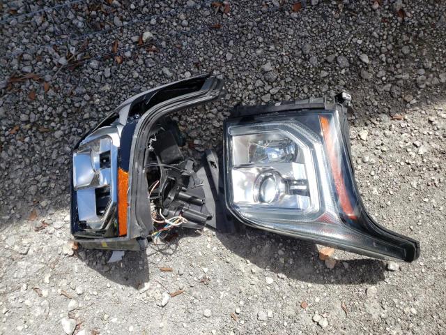 1GKS1GKC0HR382614 GMC Yukon Xl C1500 Slt