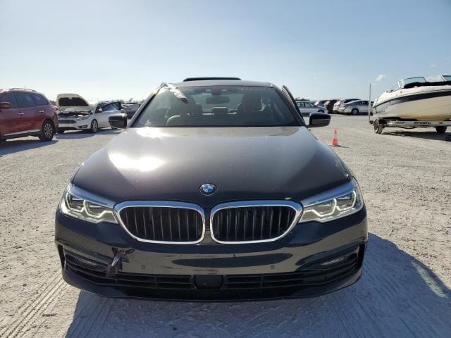 WBAJE7C55JWC56705 BMW 540 XI