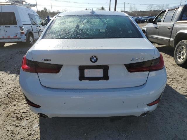 3MW5R7J01L8B40066 BMW 330XI