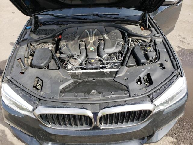 WBAJB9C57JG463799 BMW M550xi