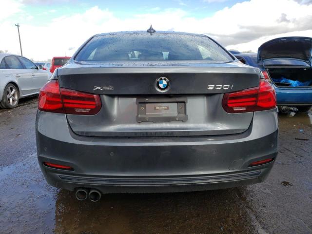WBA8D9C56JEM32371 BMW 330 XI