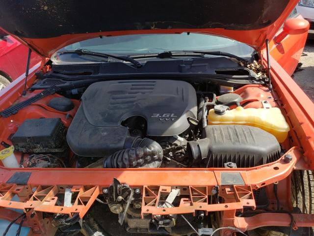 2C3CDZAGXJH334023 Dodge Challenger Sxt
