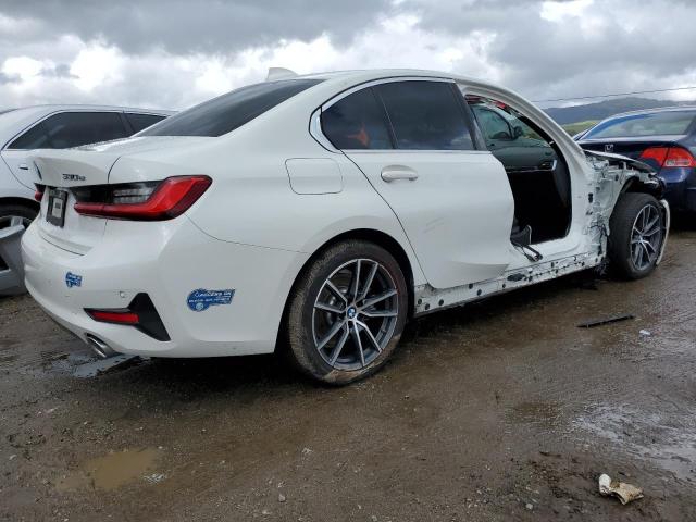 3MW5P7J04M8B72016 BMW 330e