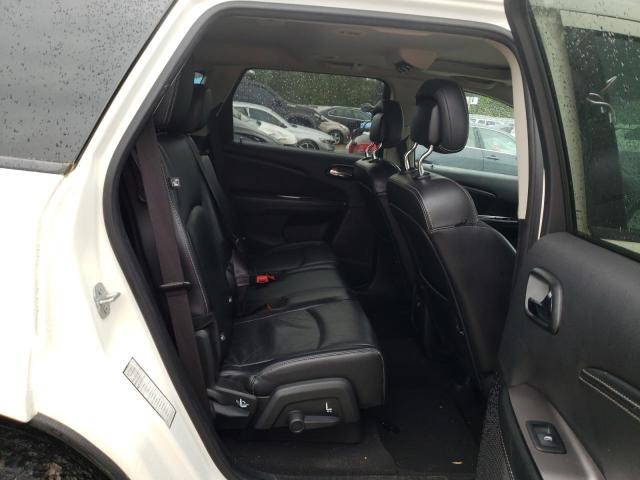 3C4PDCGGXJT505068 Dodge Journey Crossroad