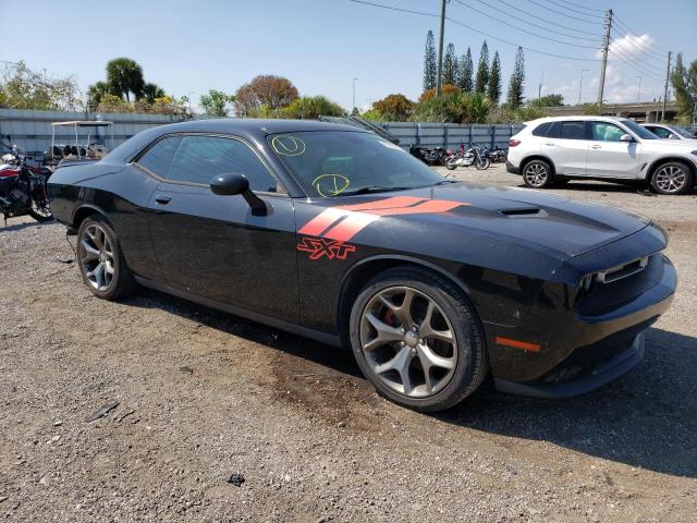 2C3CDZAG5FH712188 Dodge Challenger Sxt