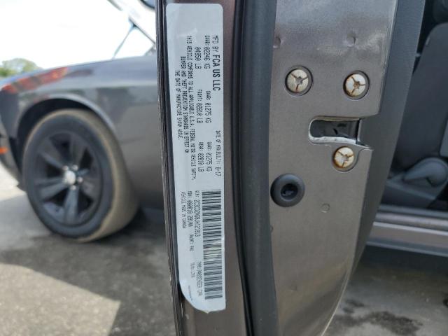 2C3CDZAG8JH121913 Dodge Challenger Sxt