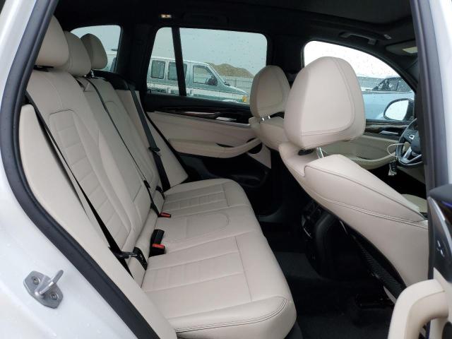 5UXTR9C54JLA13933 BMW X3 Xdrive30i