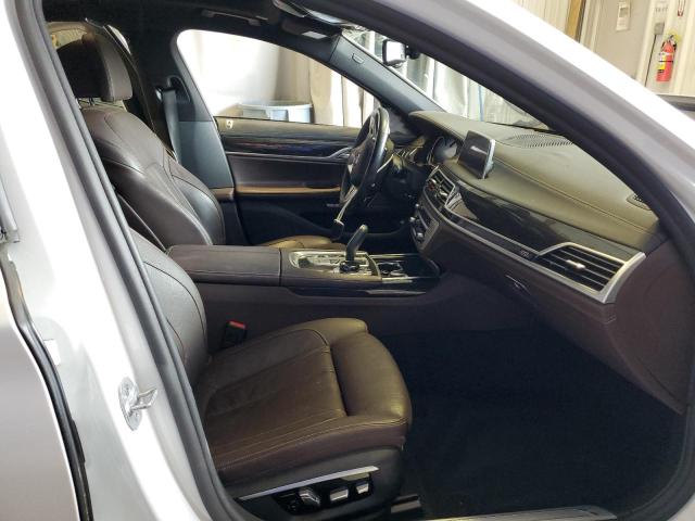 WBA7J2C3XHG497796 BMW 740 Xe