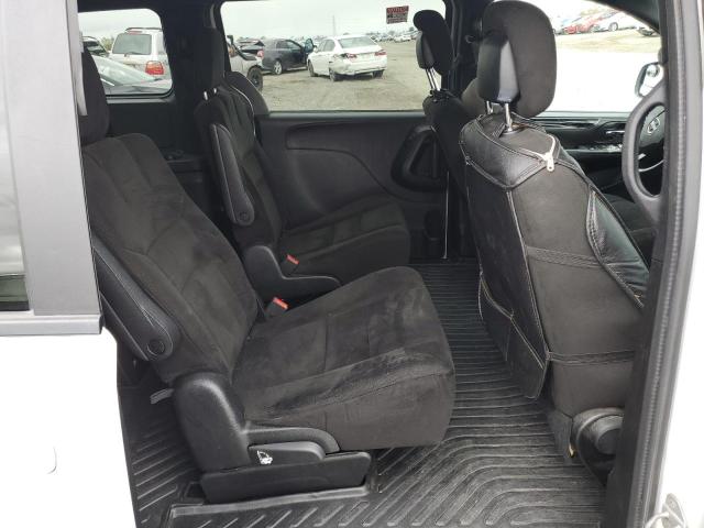 2C4RDGBG9FR642360 Dodge Grand Caravan Se
