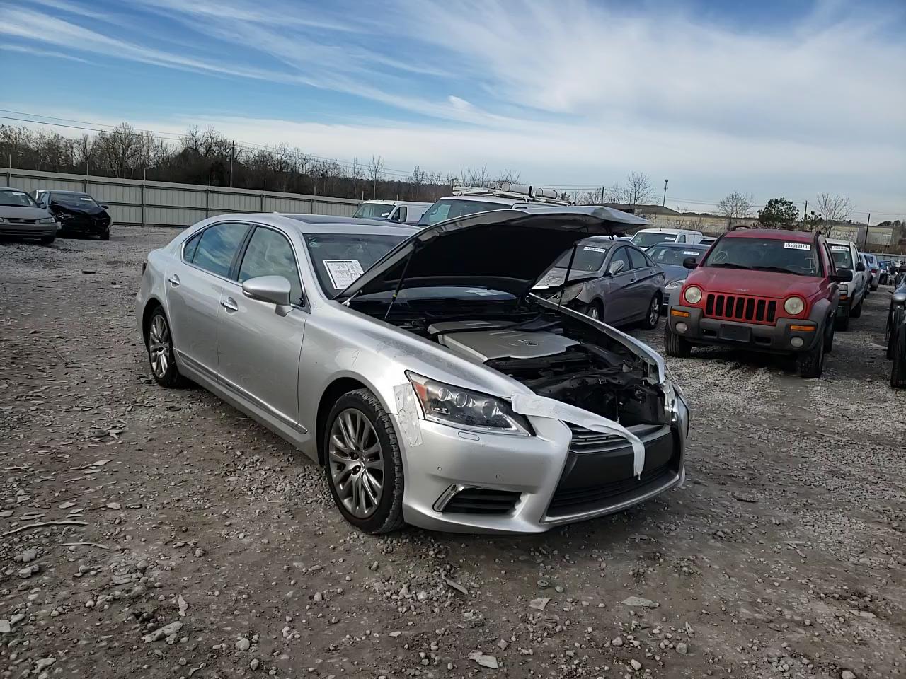 2015 LEXUS LS 460L JTHGL5EF5F5055828