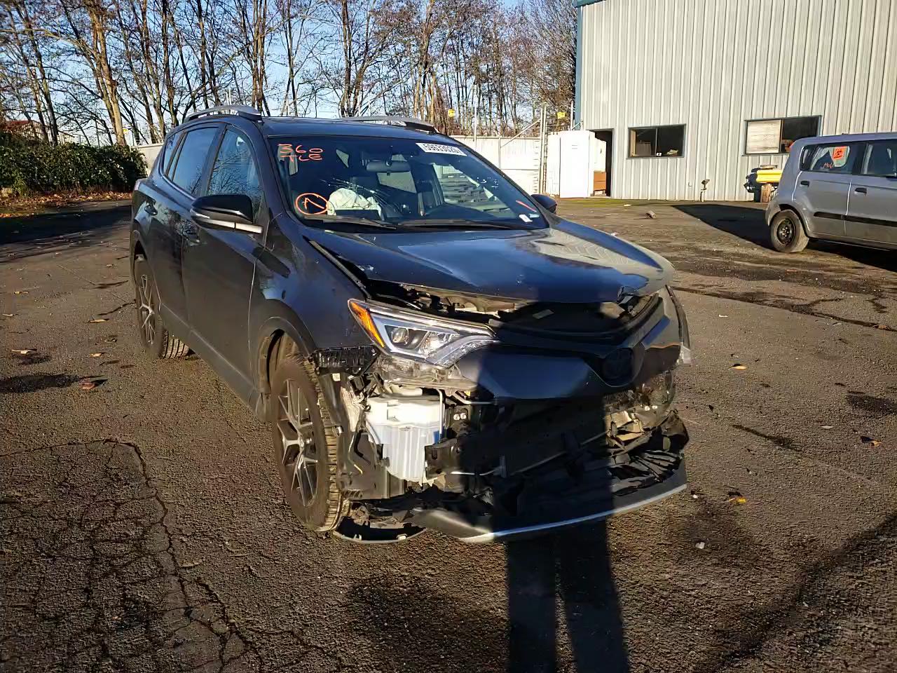 2016 TOYOTA RAV4 SE 2T3JFREV6GW421612