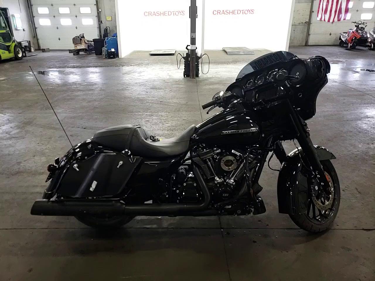 2019 HARLEY-DAVIDSON FLHXS 1HD1KRP18KB681628