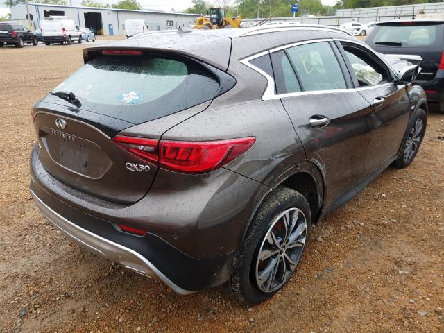 SJKCH5CR9HA016388 Infiniti QX30 BASE