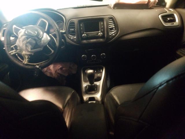 3C4NJDBBXJT457590 Jeep Compass Latitude
