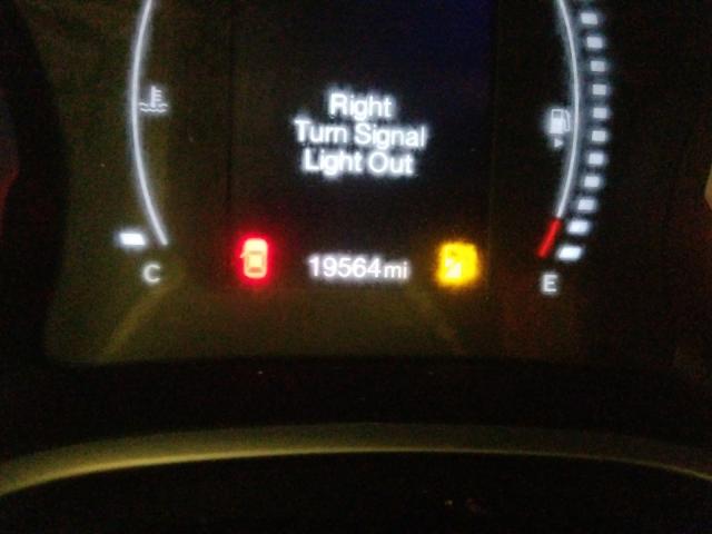 3C4NJDBBXJT457590 Jeep Compass Latitude