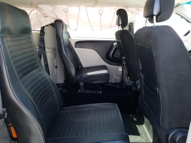 2C4RDGBG7GR155708 Dodge Grand Caravan Se