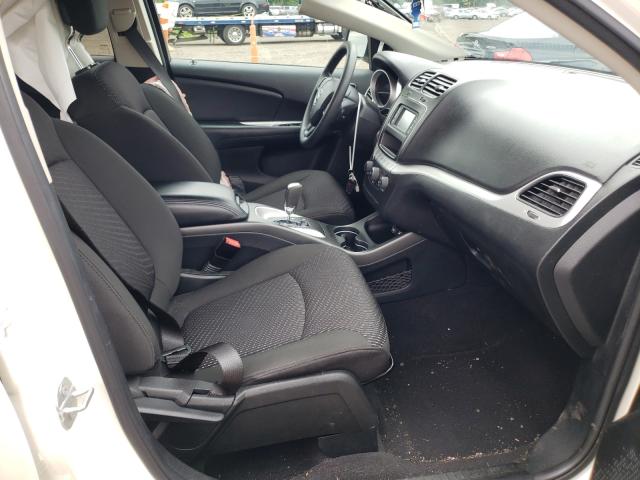 3C4PDCBB9KT867213 Dodge JOURNEY SE