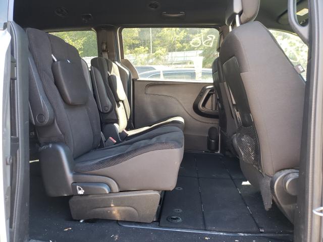 2C4RDGBG8JR221335 Dodge Grand Caravan Se