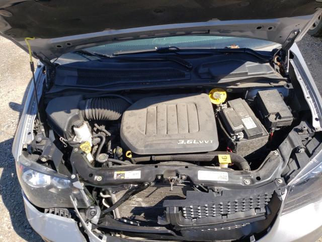 2C4RDGBG8JR221335 Dodge Grand Caravan Se