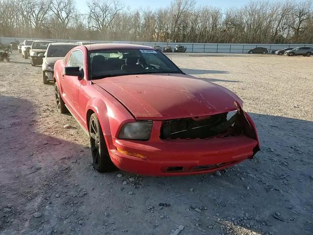 2005 Ford Mustang VIN: 1ZVFT80N165176852 Lot: 62985804