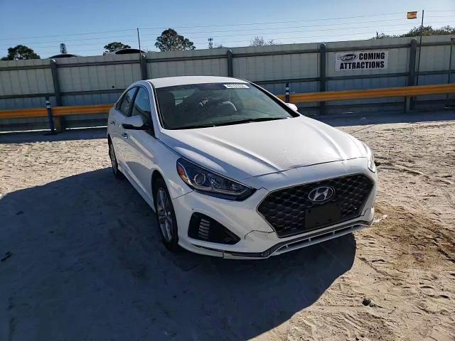 2018 Hyundai Sonata Sport VIN: 5NPE34AF2JH717849 Lot: 40157434