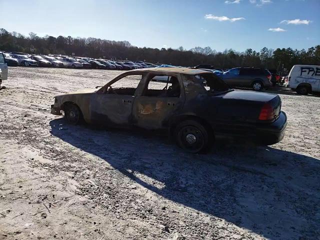 2011 Ford Crown Victoria - Image 11